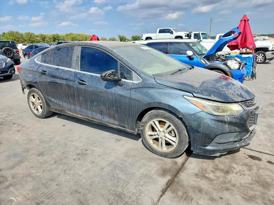 2017 CHEVROLET CRUZE LT 4