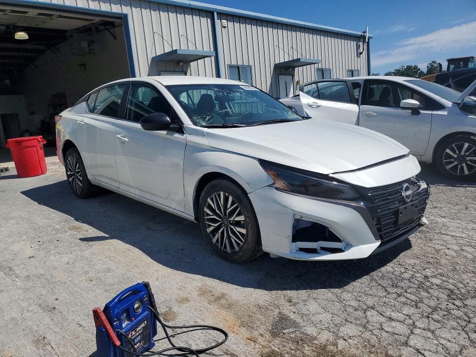 2026 NISSAN ALTIMA SV 4