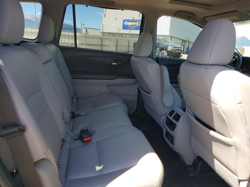 2019 HONDA PILOT TOURING 11