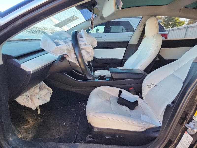 2018 TESLA MODEL 3 7
