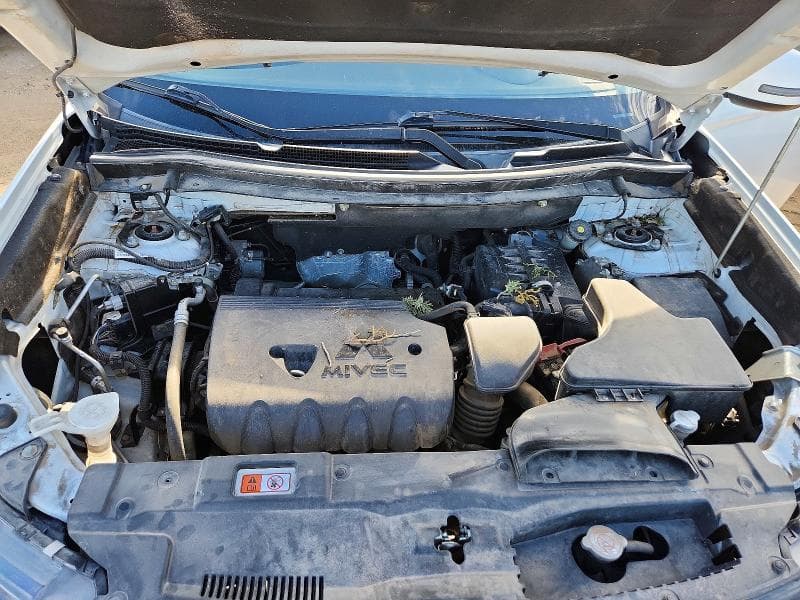 2019 MITSUBISHI OUTLANDER SE 12
