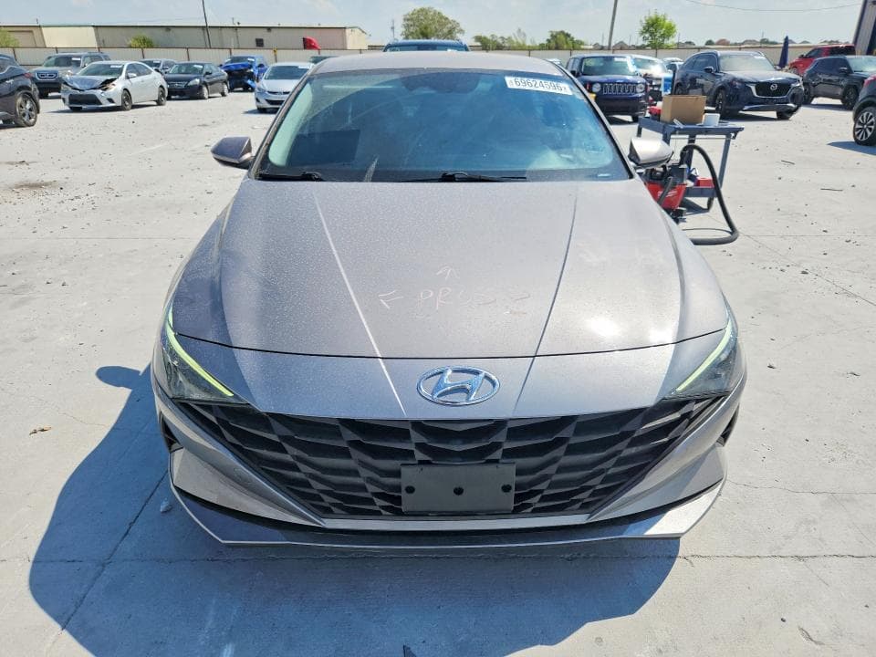 2023 HYUNDAI ELANTRA SEL 5