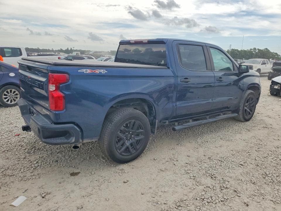 2023 CHEVROLET SILVERADO K1500 CUSTOM 3