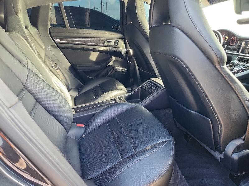 2017 PORSCHE PANAMERA 4S 10