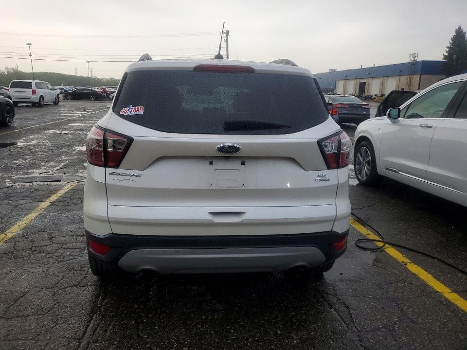 2018 FORD ESCAPE SE 6
