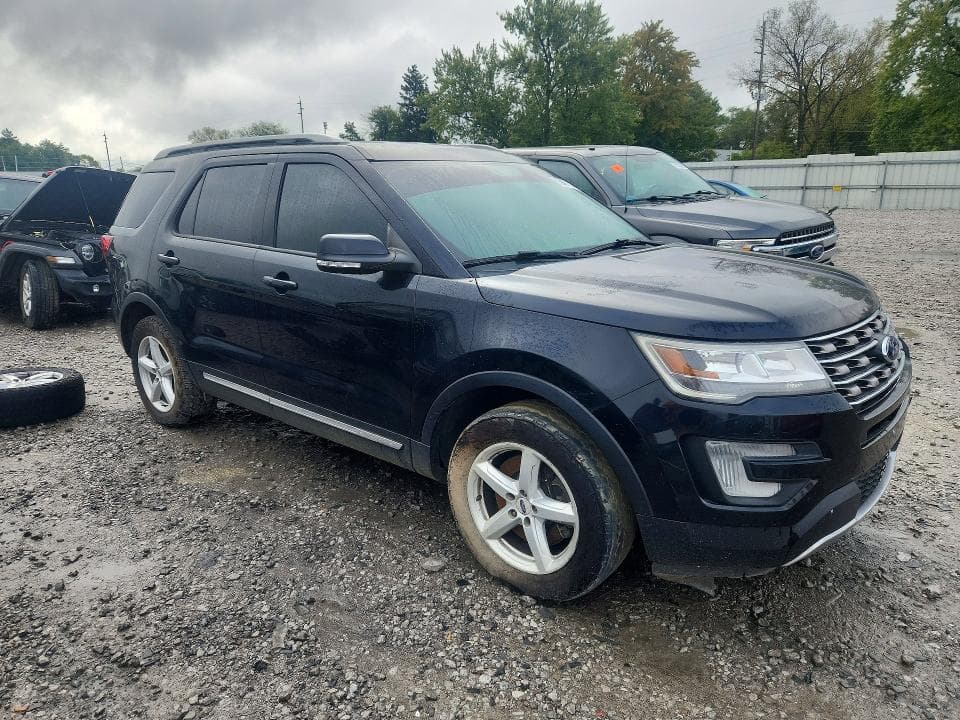 2017 FORD EXPLORER XLT 4