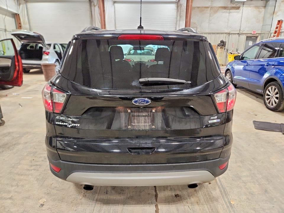 2017 FORD ESCAPE SE 6