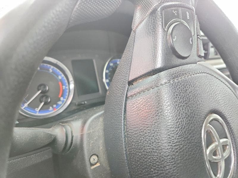 2018 TOYOTA COROLLA LE 9