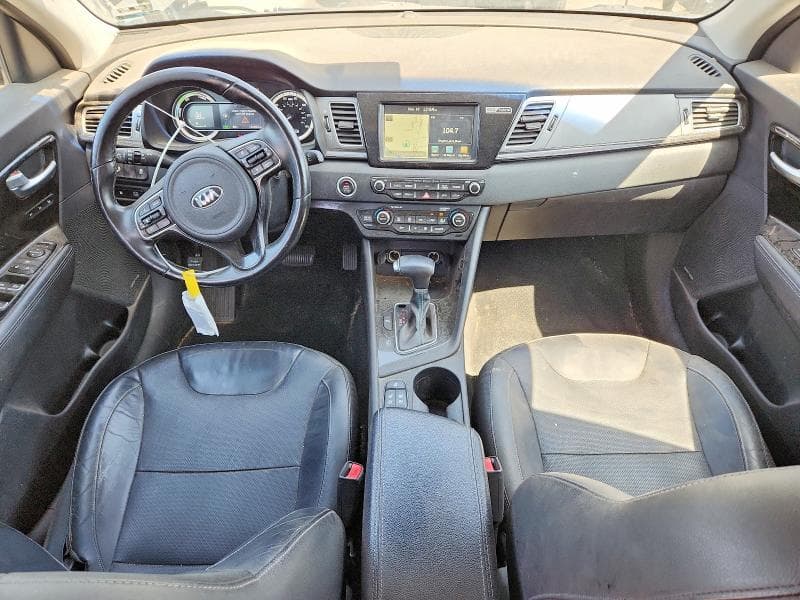 2017 KIA NIRO EX TOURING 8