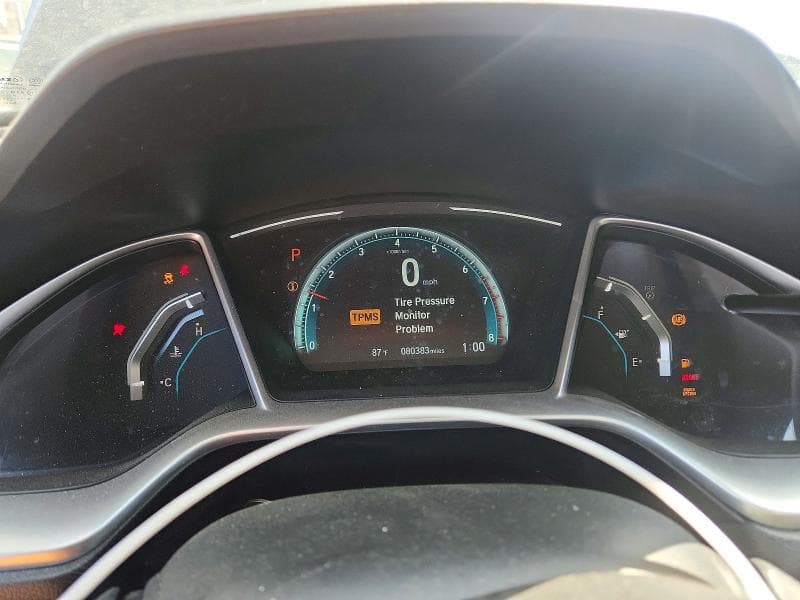 2018 HONDA CIVIC EX 9