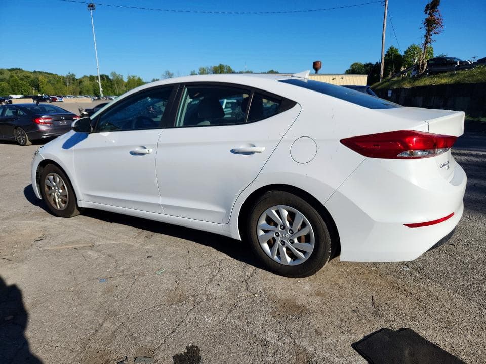 2017 HYUNDAI ELANTRA SE 2
