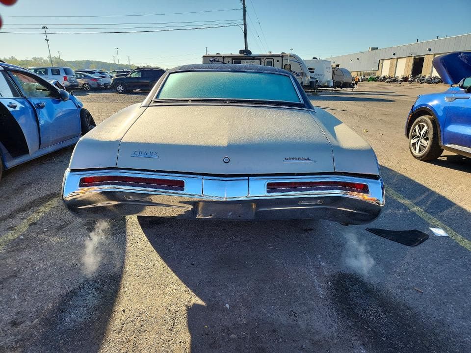 1968 BUICK RIVIERA 6