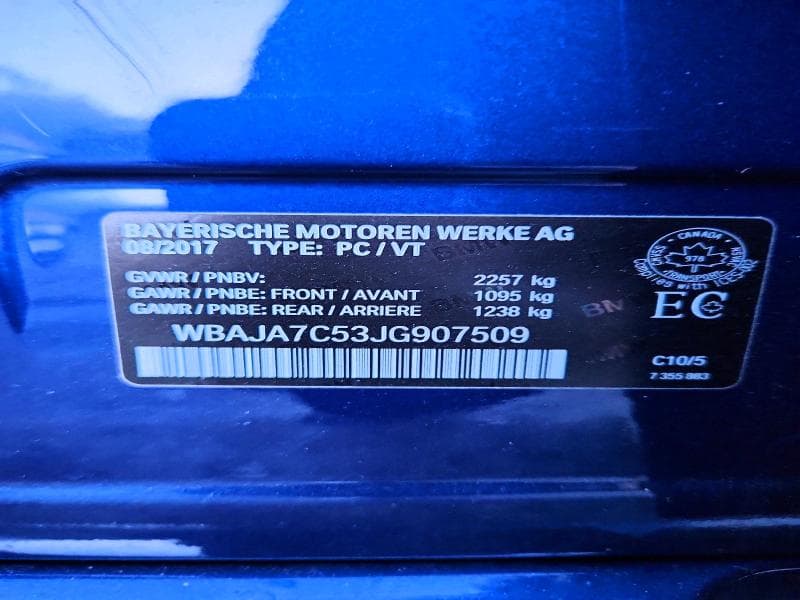 2018 BMW 530 XI 12