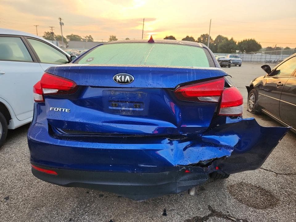2018 KIA FORTE LX 6