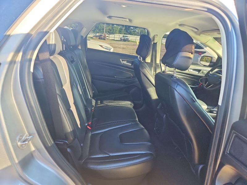 2022 FORD EDGE TITANIUM 11