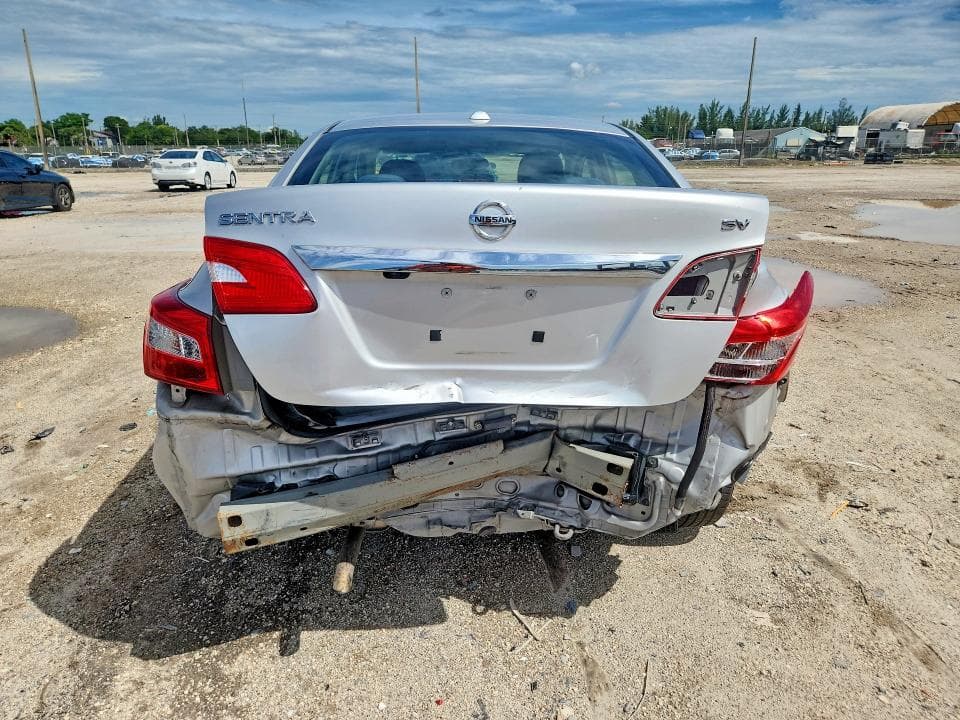 2019 NISSAN SENTRA SV 6