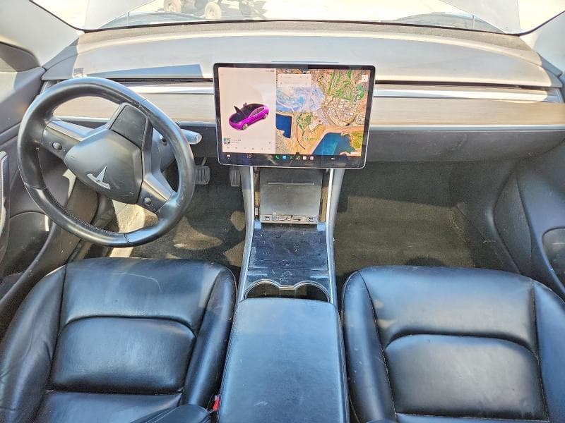 2018 TESLA MODEL 3 8