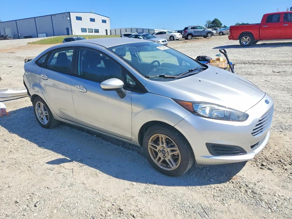 2017 FORD FIESTA SE 4