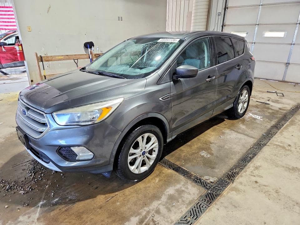2017 FORD ESCAPE SE - 1