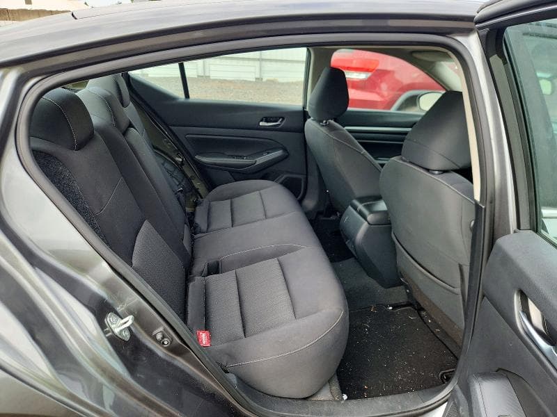 2022 NISSAN ALTIMA SV 10