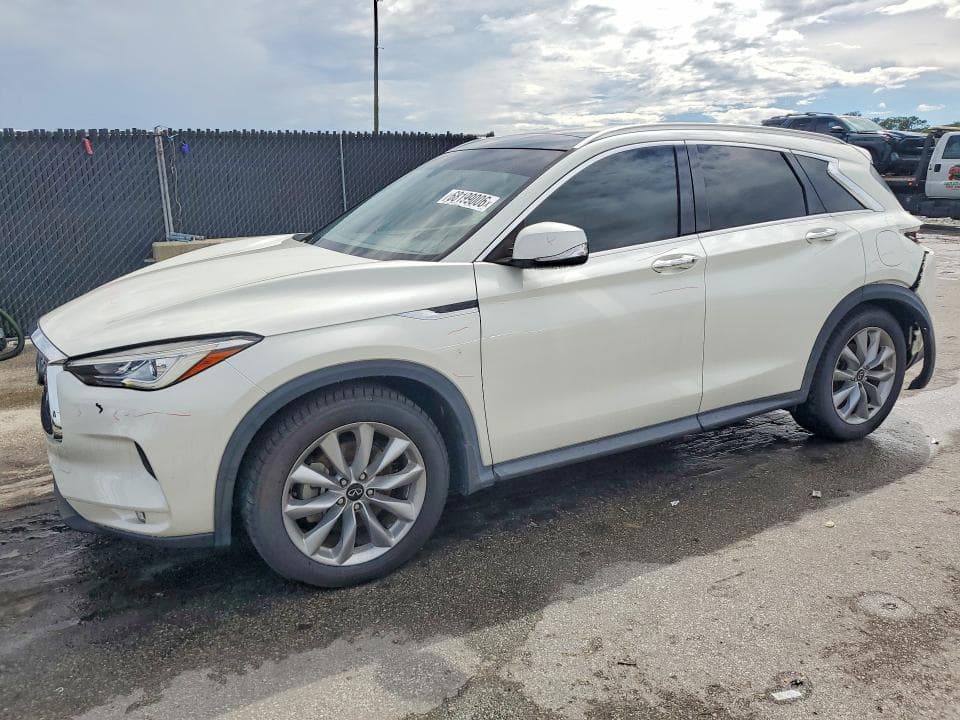 2020 INFINITI QX50 LUXE