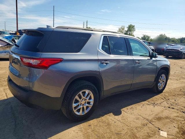 2021 CHEVROLET TRAVERSE LT 3