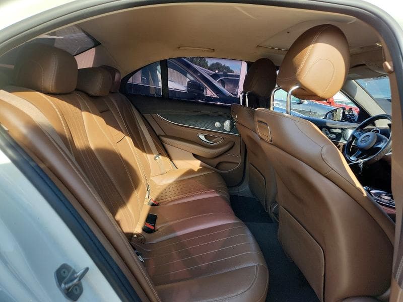 2018 MERCEDES-BENZ E 300 4MATIC 10