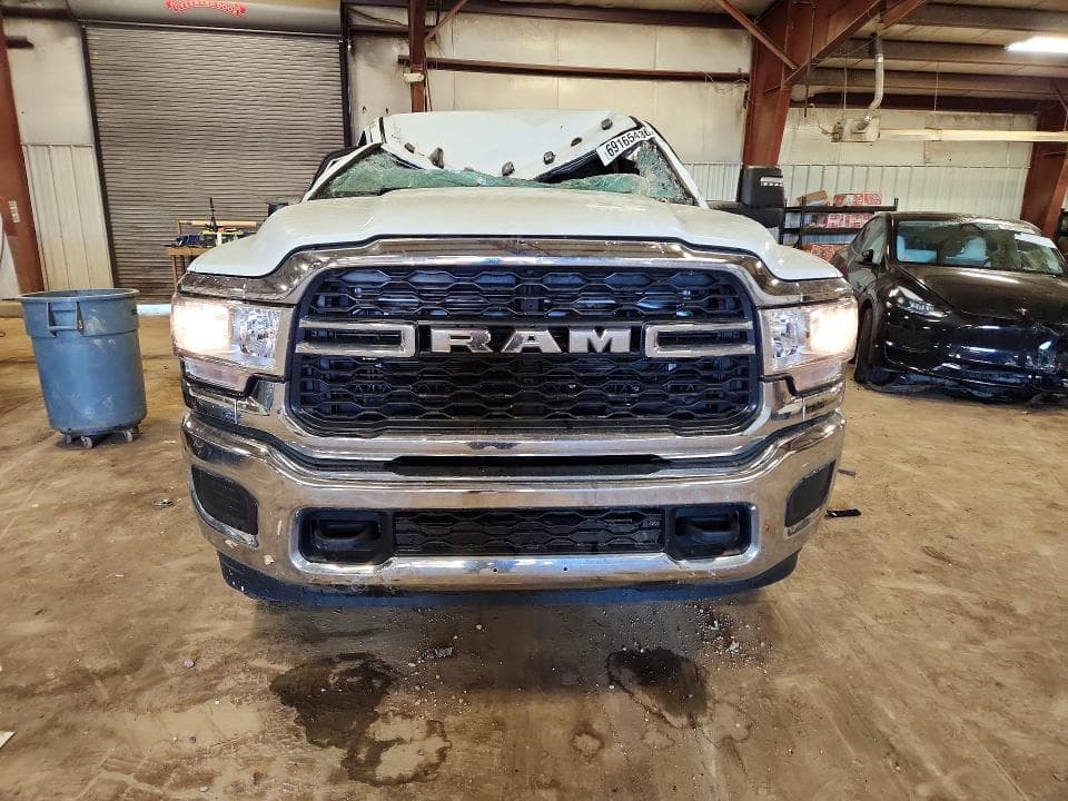 2024 RAM 2500 TRADESMAN 5