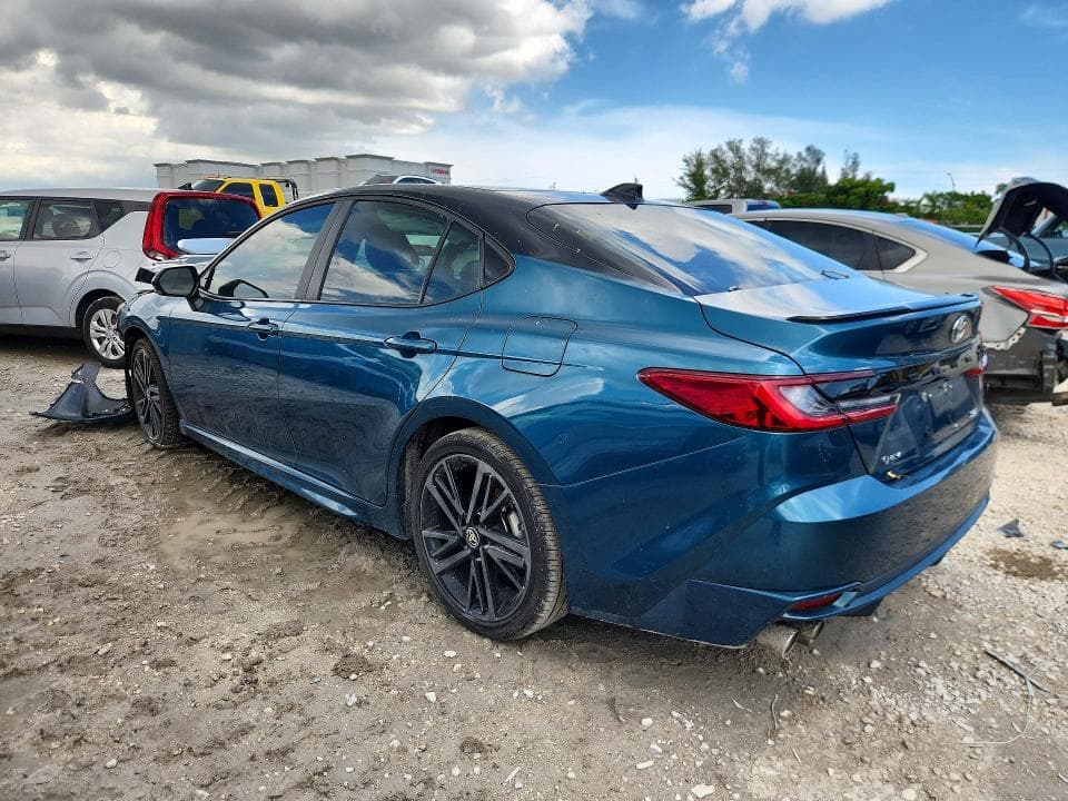 2026 TOYOTA CAMRY XSE 2