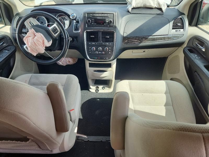 2017 DODGE GRAND CARAVAN SE 8