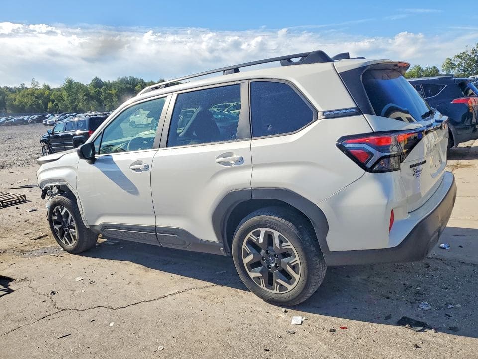 2025 SUBARU FORESTER PREMIUM 2