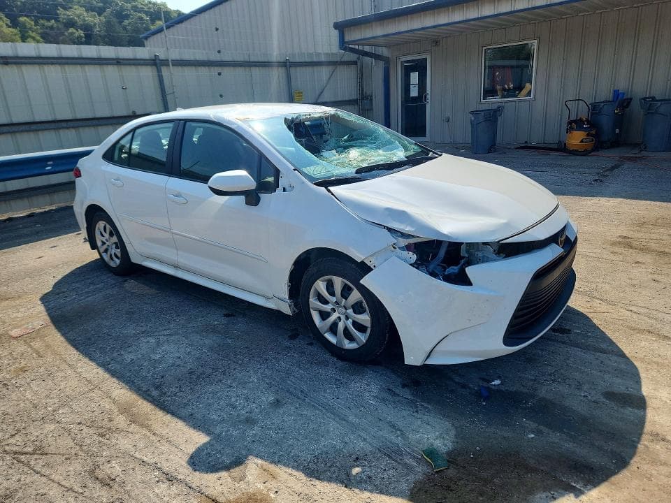 2026 TOYOTA COROLLA LE 4