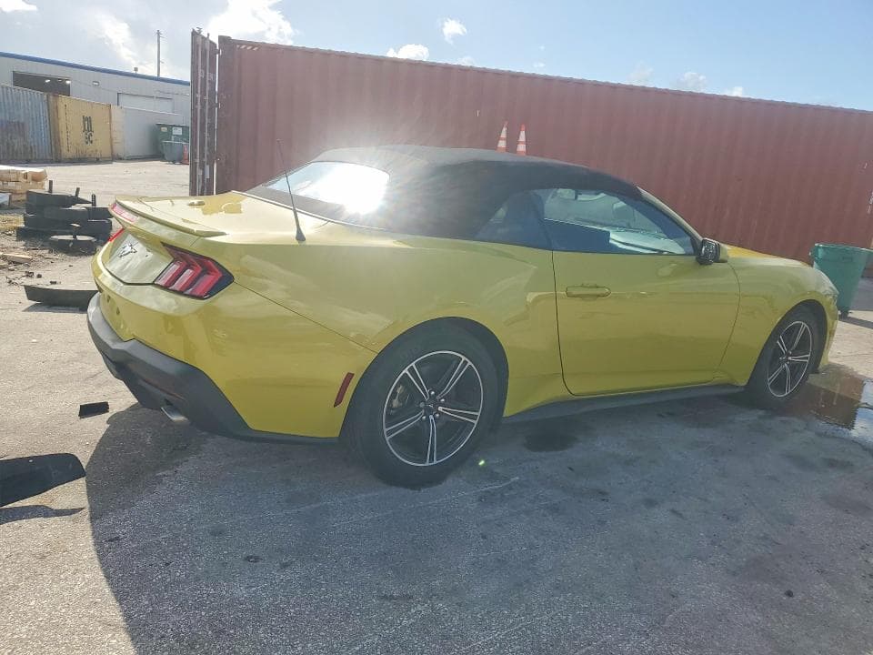 2025 FORD MUSTANG 3