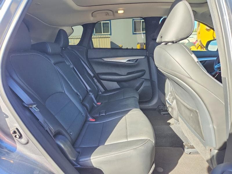 2021 INFINITI QX50 ESSENTIAL 11