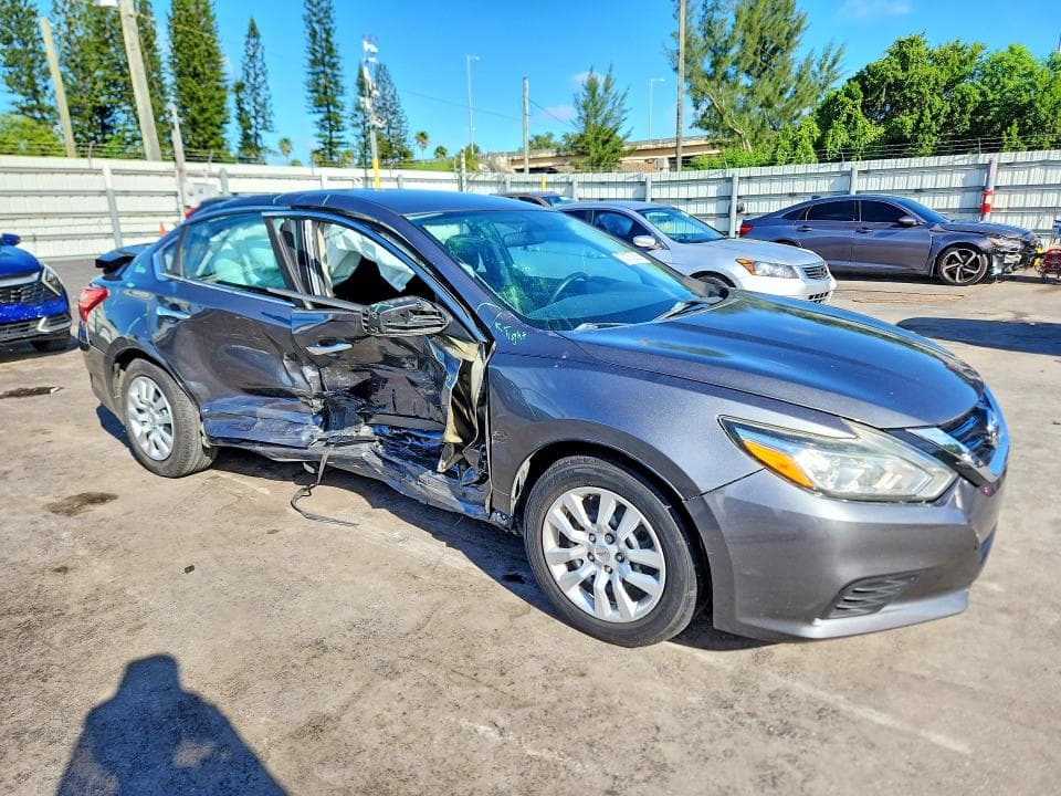 2017 NISSAN ALTIMA 4