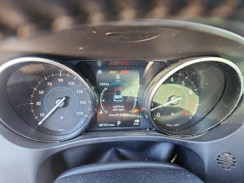 2018 JAGUAR F-PACE PREMIUM 9