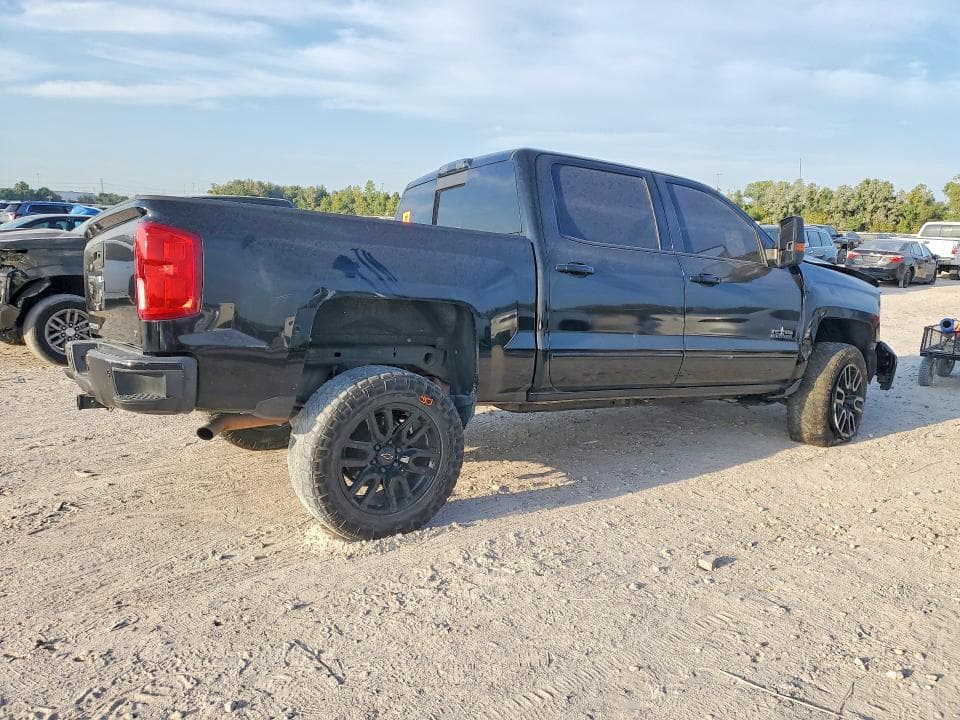 2018 CHEVROLET SILVERADO C1500 LT 3