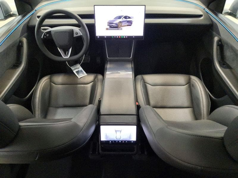 2026 TESLA MODEL Y 8