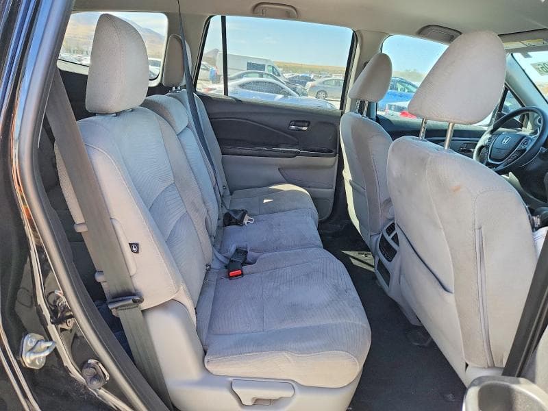 2017 HONDA PILOT EX 10
