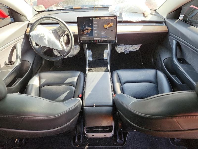 2018 TESLA MODEL 3 8