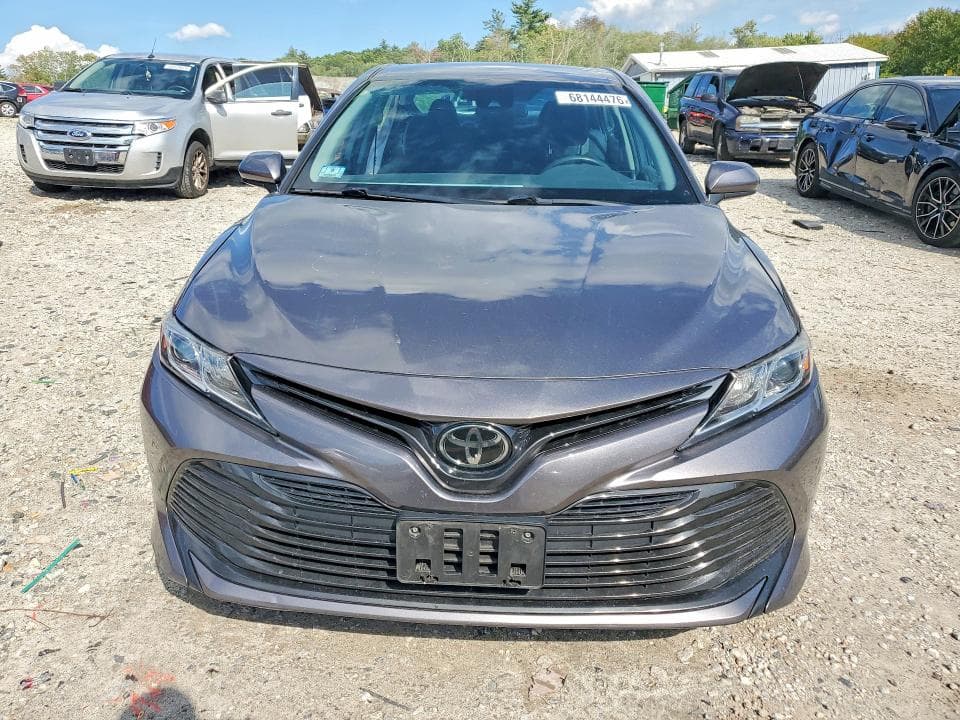 2019 TOYOTA CAMRY LE 5