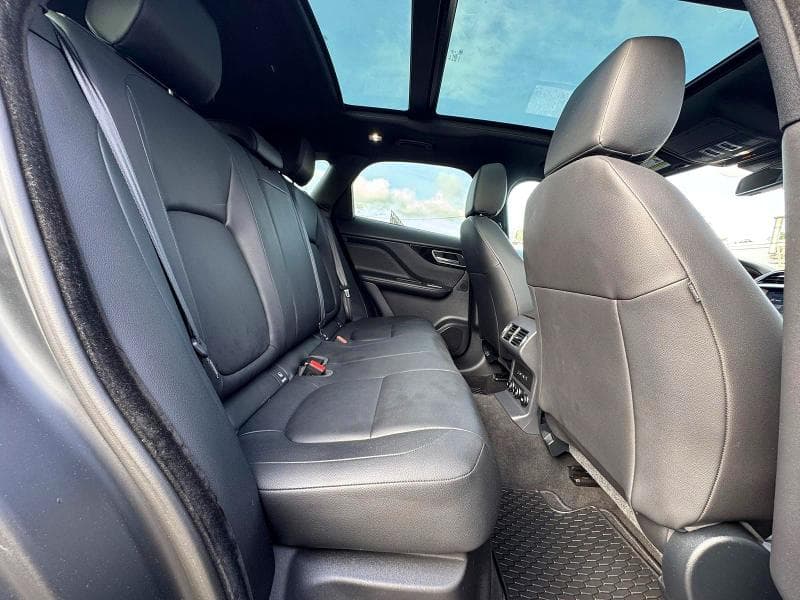 2017 JAGUAR F-PACE PREMIUM 6