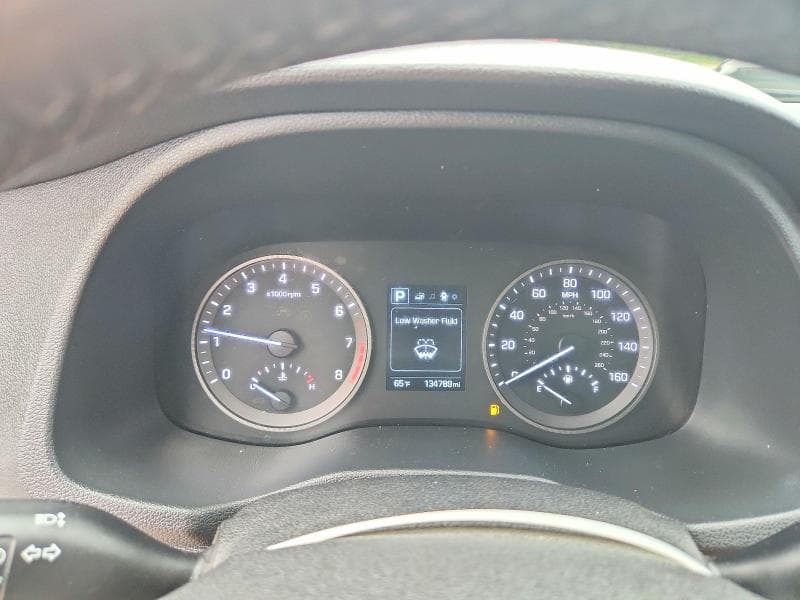 2017 HYUNDAI TUCSON VALUE 9