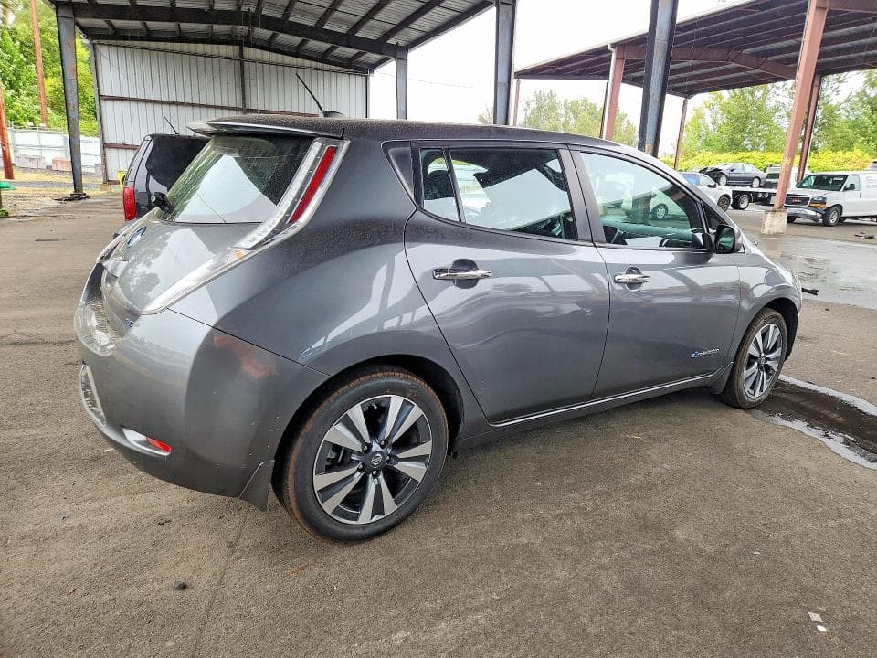 2017 NISSAN LEAF SV 3