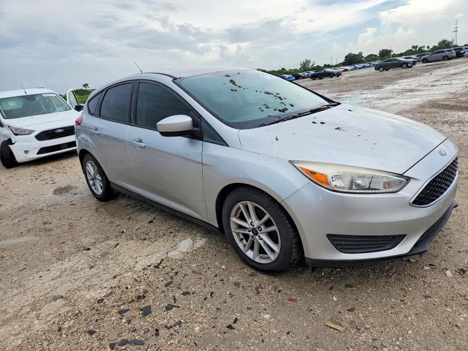 2018 FORD FOCUS SE 4