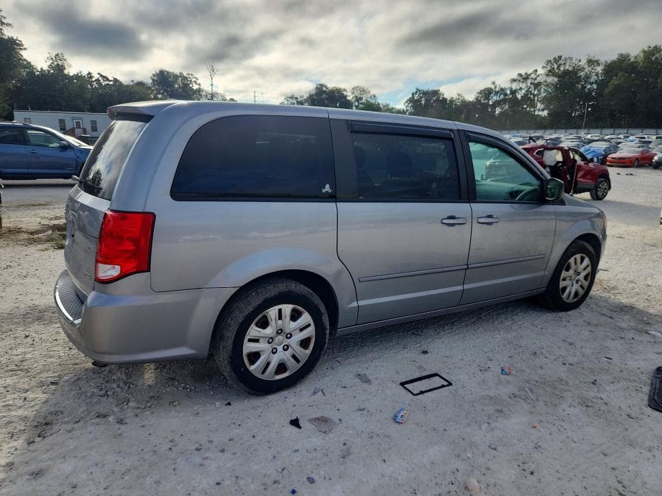 2017 DODGE GRAND CARAVAN SE 3