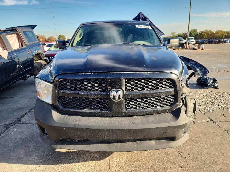 2018 RAM 1500 ST 5