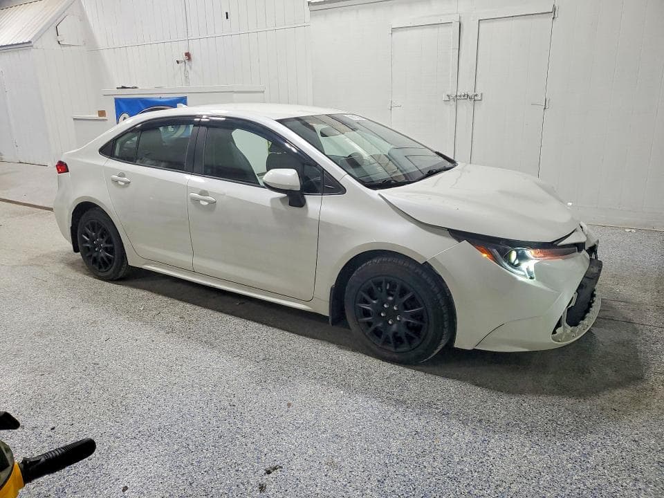 2020 TOYOTA COROLLA LE 4