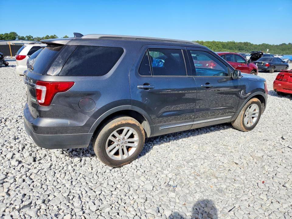 2017 FORD EXPLORER XLT 3