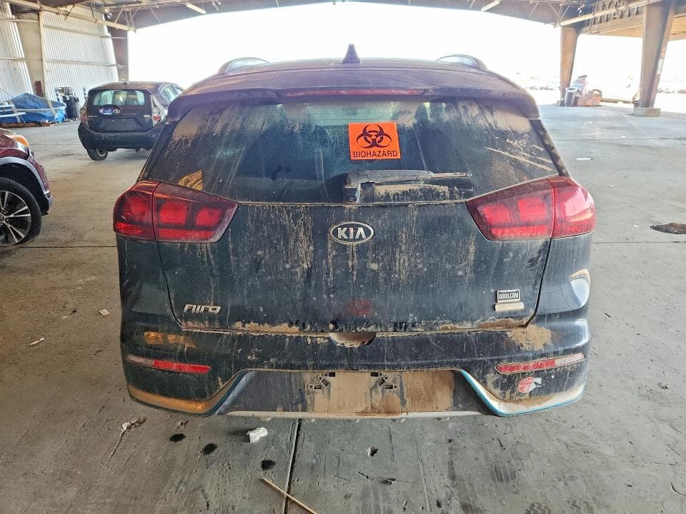2018 KIA NIRO LX 6